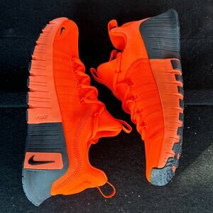 Nike Free Metcon 6 Hyper Orange Black Training Shoes FJ7127 801, Men’s Size 7.5
